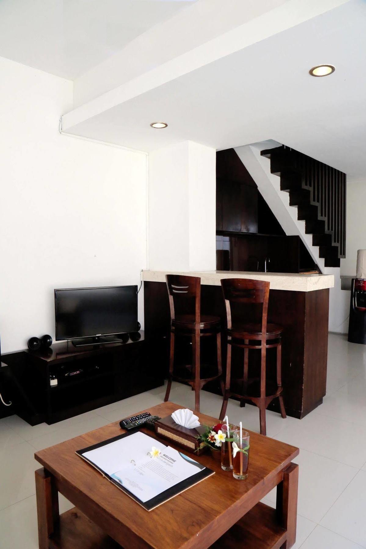 Grace And Milena Guesthouse Kuta Lombok Buitenkant foto