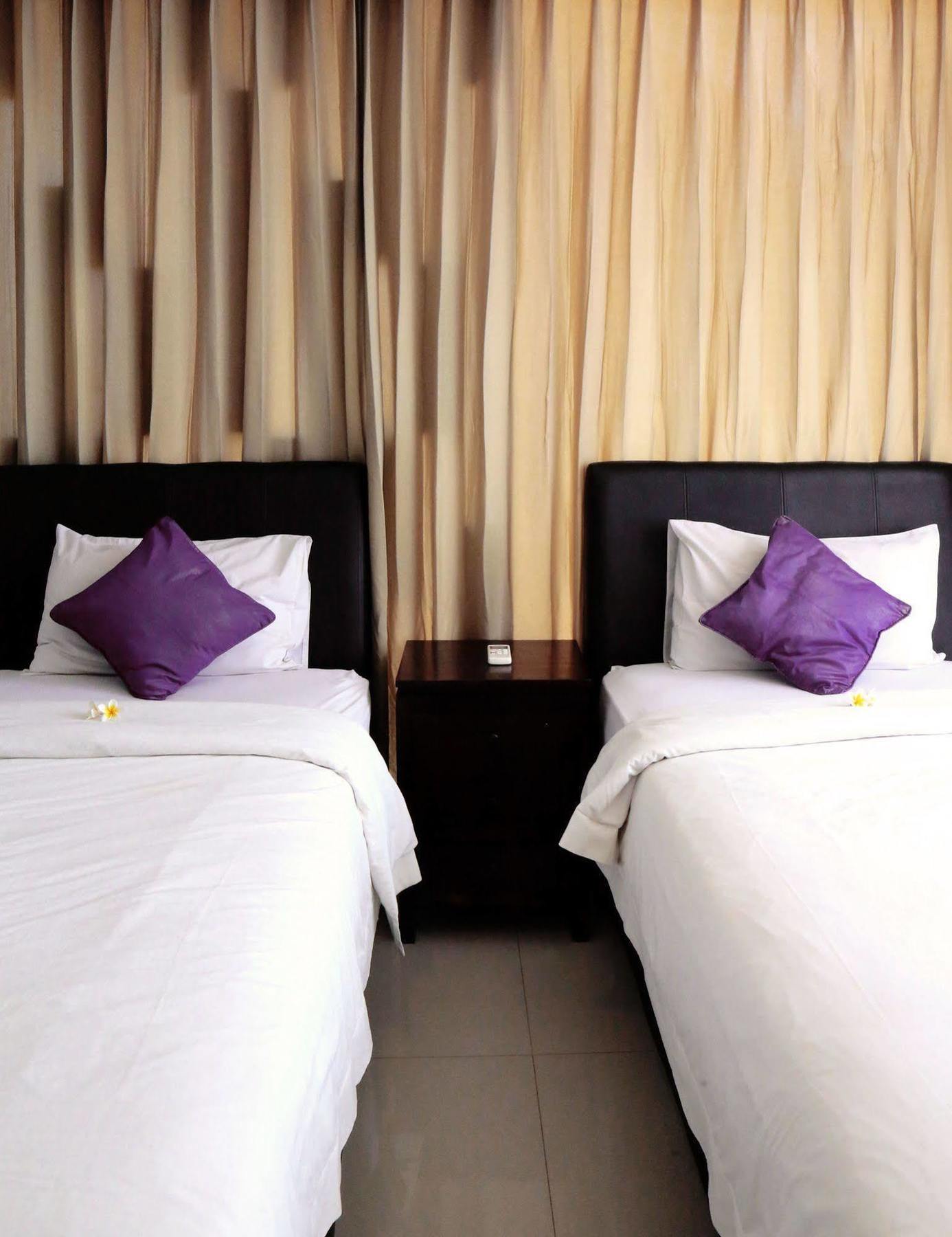 Grace And Milena Guesthouse Kuta Lombok Buitenkant foto