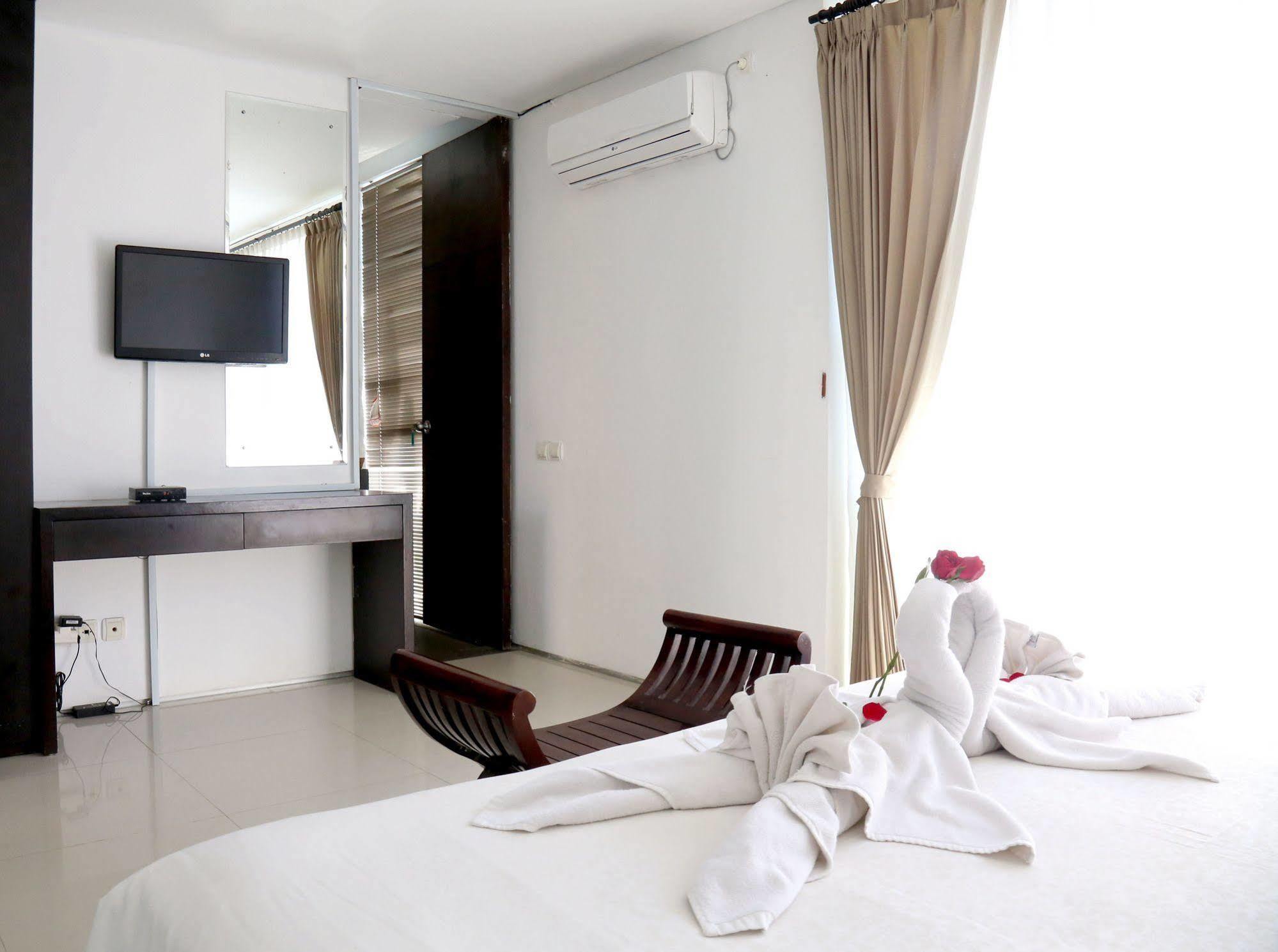 Grace And Milena Guesthouse Kuta Lombok Buitenkant foto