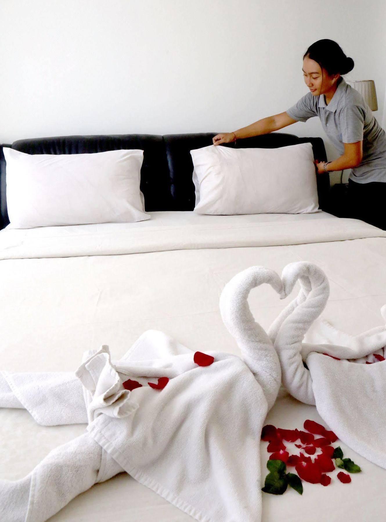 Grace And Milena Guesthouse Kuta Lombok Buitenkant foto