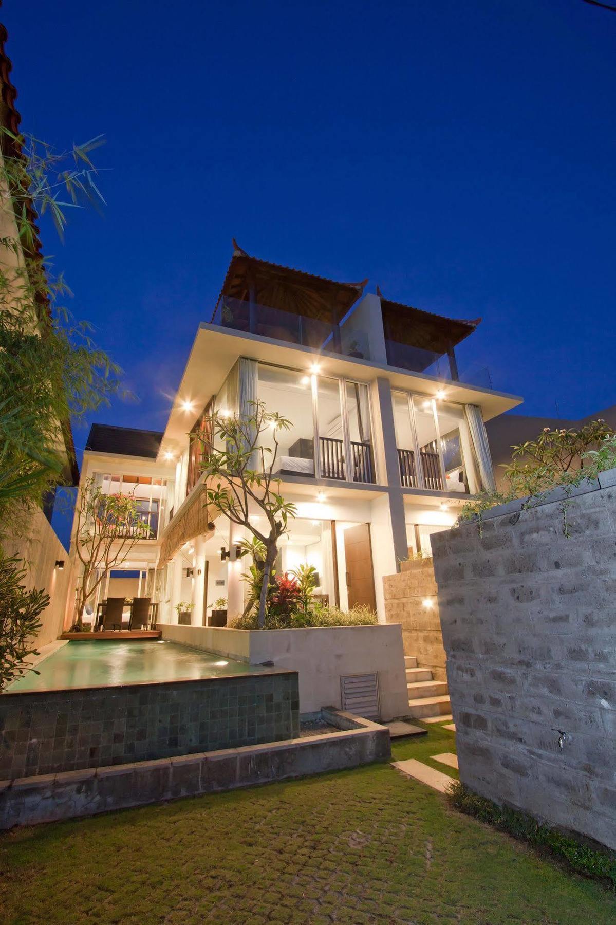 Grace And Milena Guesthouse Kuta Lombok Buitenkant foto